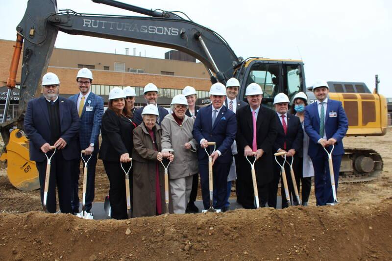 Groundbreaking of Mercy Hospital's new Ambulatory and Family Care Center.